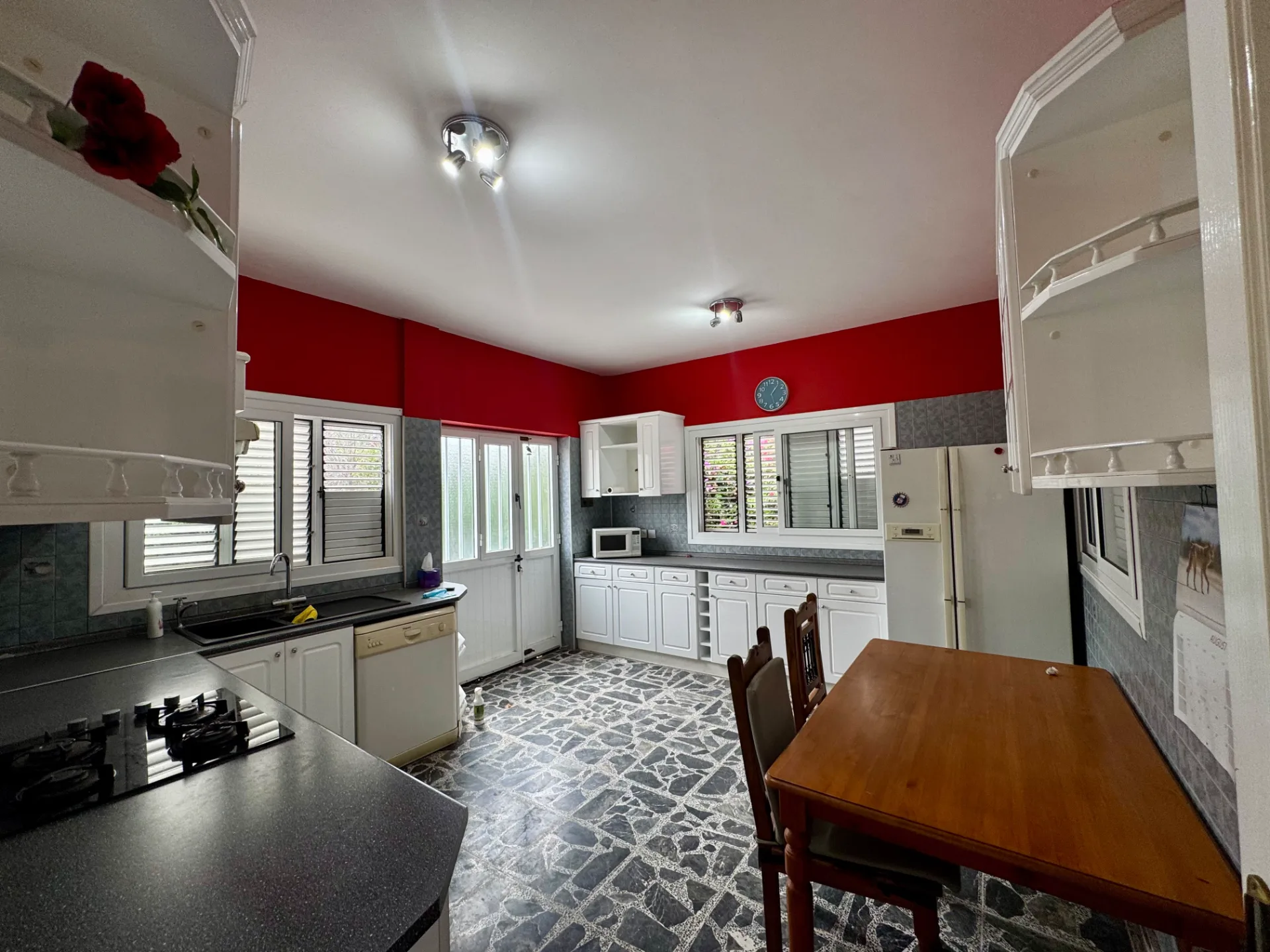 Çatalköy’de 4 Yatak Odalı Villa — 12