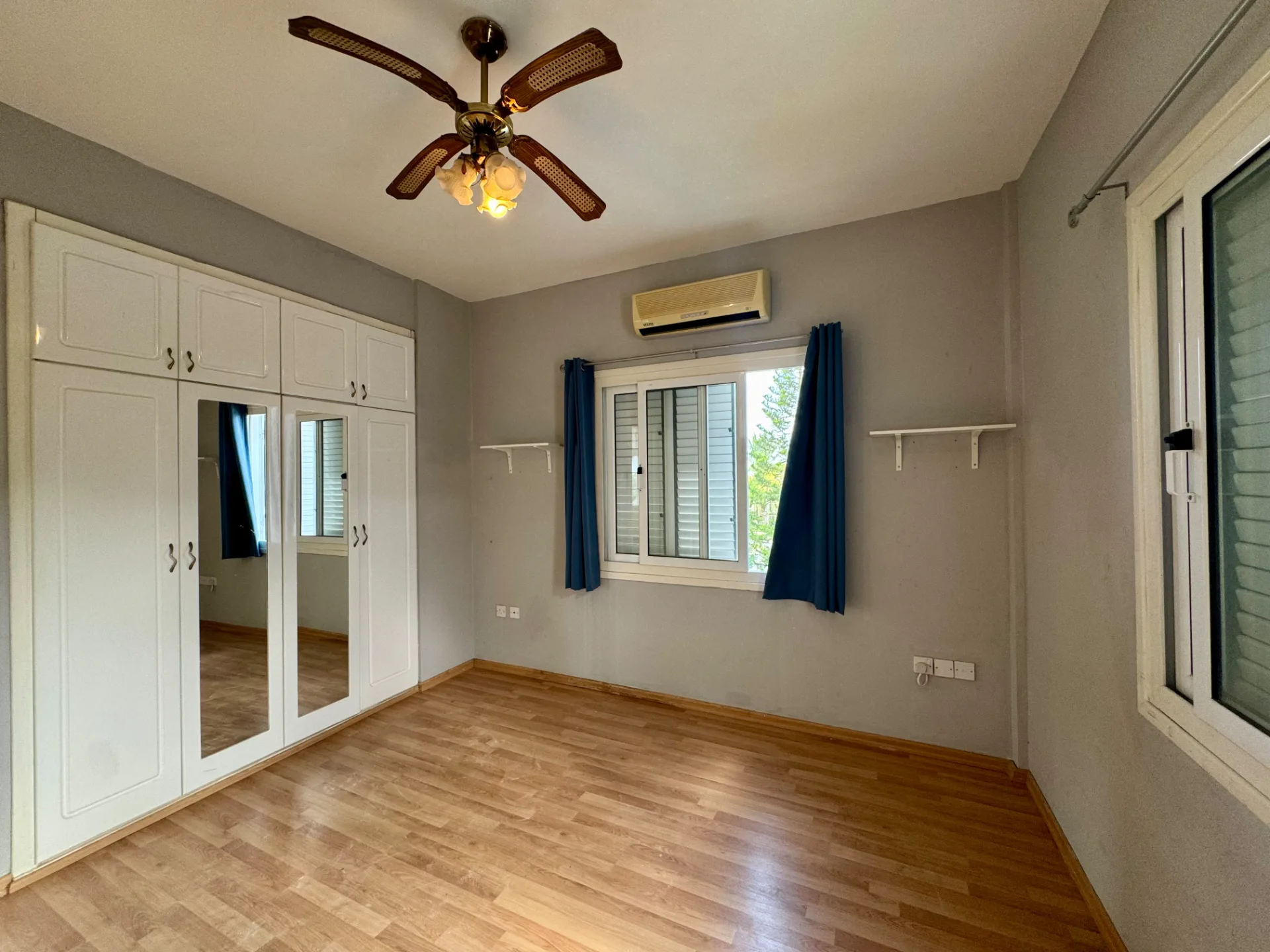 Çatalköy’de 4 Yatak Odalı Villa — 35