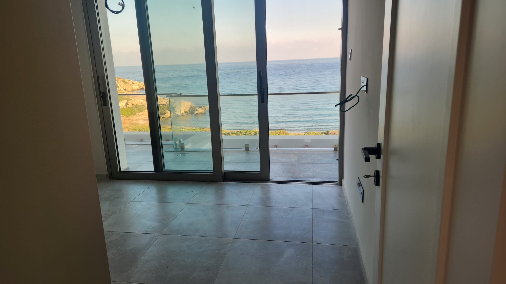 Unfurnished 2+1 Ground-Floor Loft with Terrace and Garden at Albatross, Esentepe