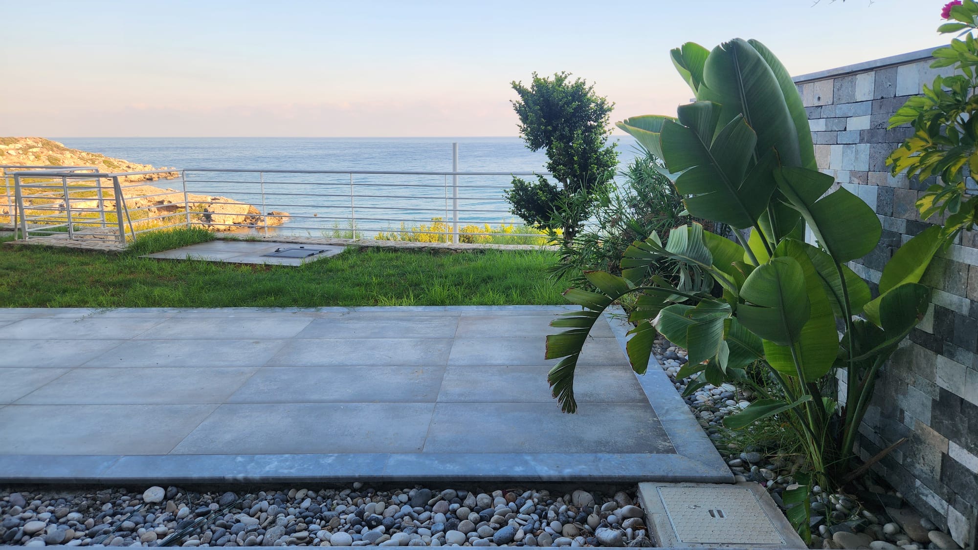 Unfurnished 2+1 Ground-Floor Loft with Terrace and Garden at Albatross, Esentepe