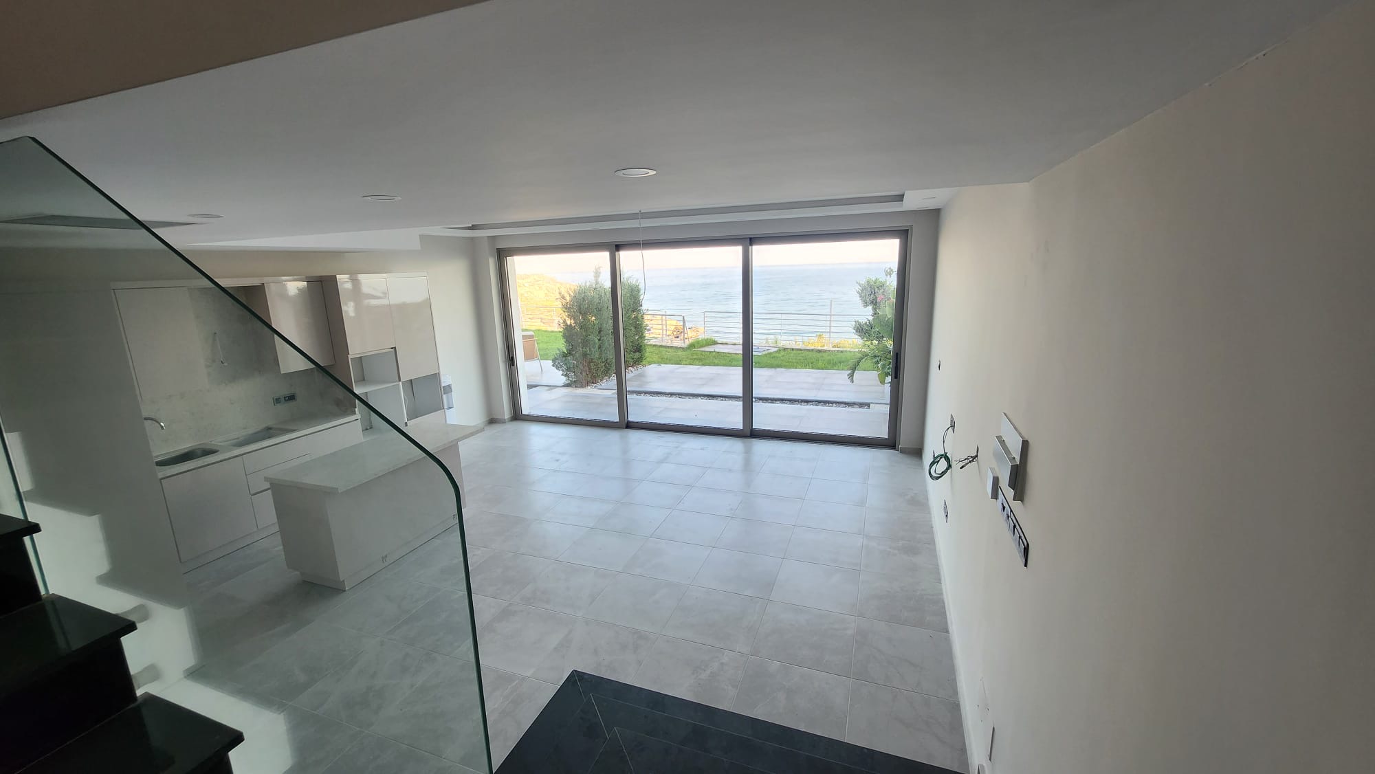 Unfurnished 2+1 Ground-Floor Loft with Terrace and Garden at Albatross, Esentepe — 6