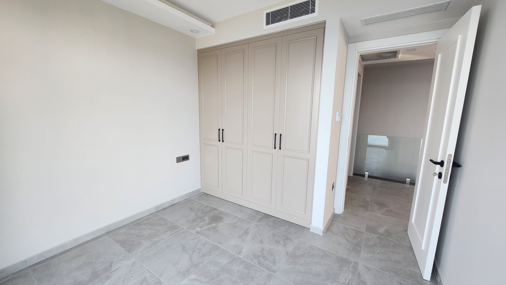 Unfurnished 2+1 Ground-Floor Loft with Terrace and Garden at Albatross, Esentepe — 11