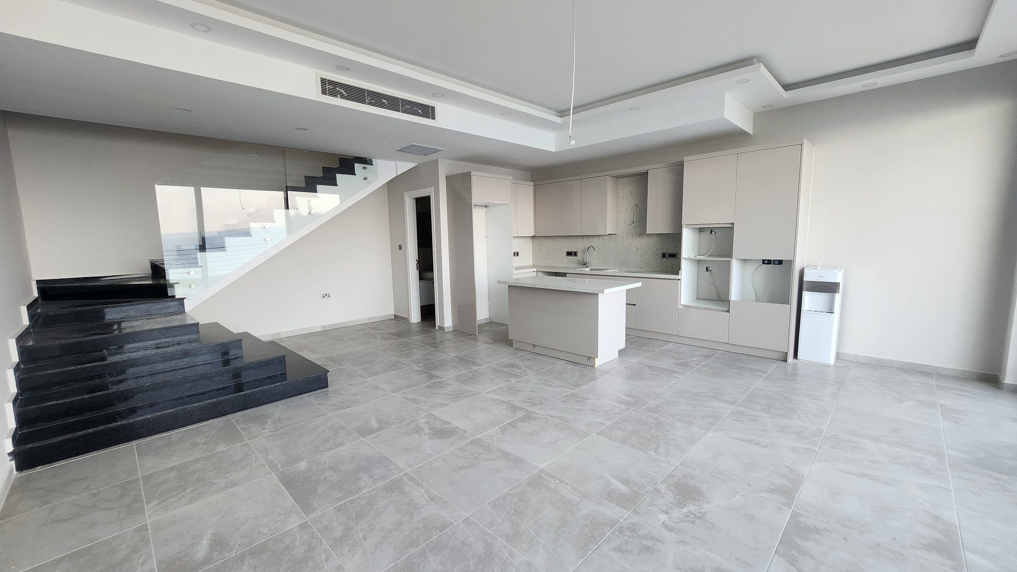 Unfurnished 2+1 Ground-Floor Loft with Terrace and Garden at Albatross, Esentepe — 13