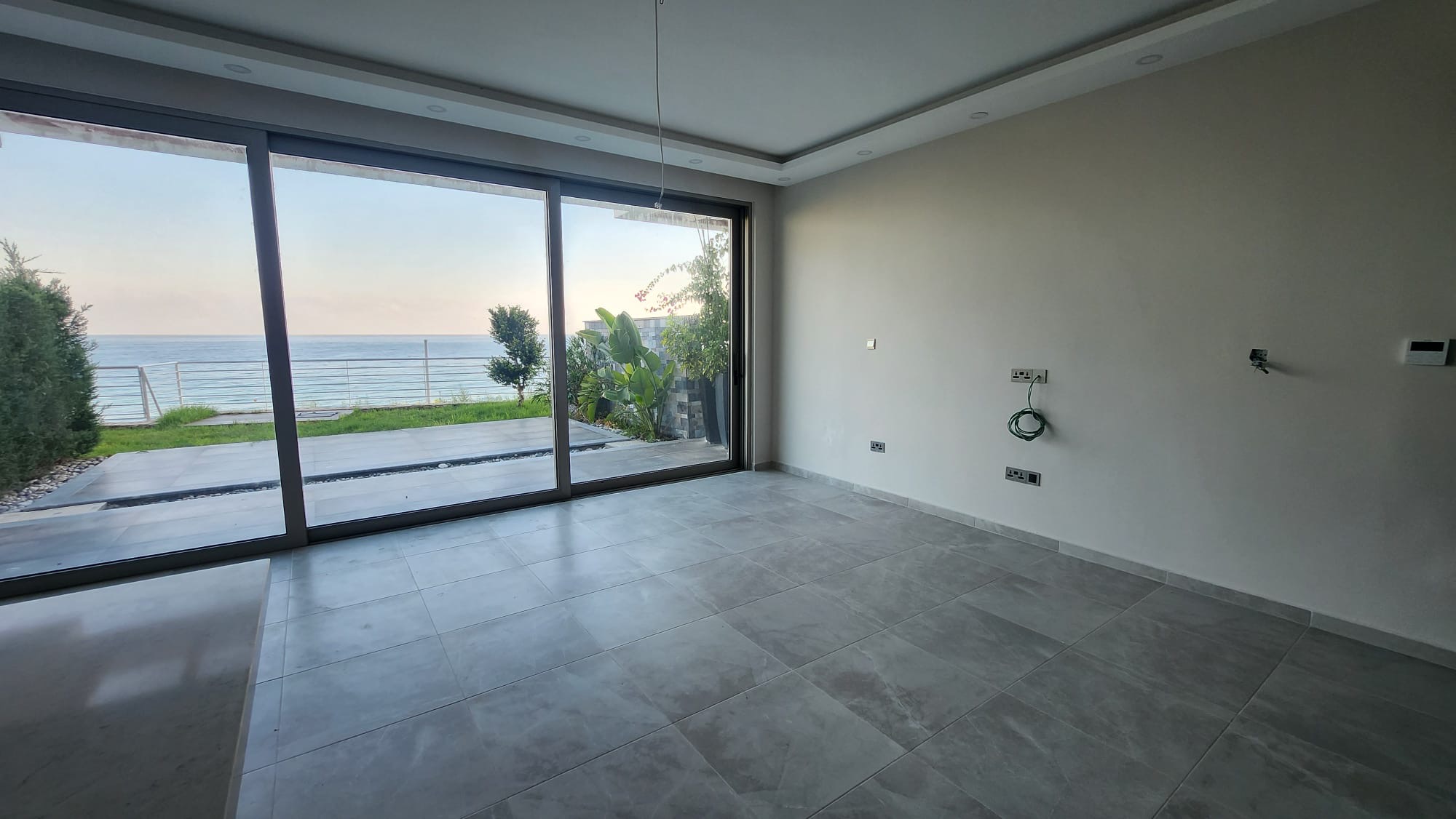 Unfurnished 2+1 Ground-Floor Loft with Terrace and Garden at Albatross, Esentepe — 25