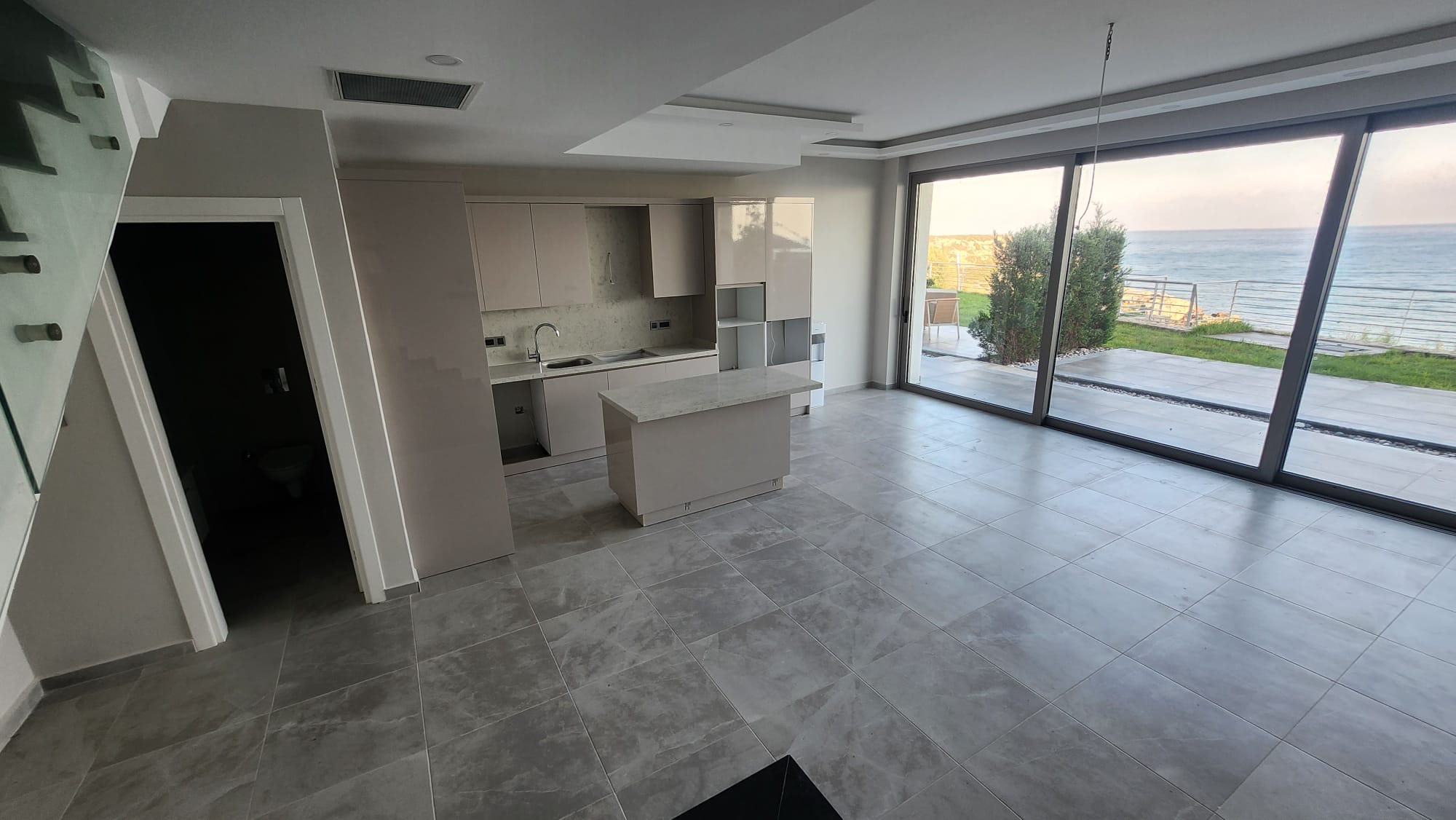 Unfurnished 2+1 Ground-Floor Loft with Terrace and Garden at Albatross, Esentepe — 26