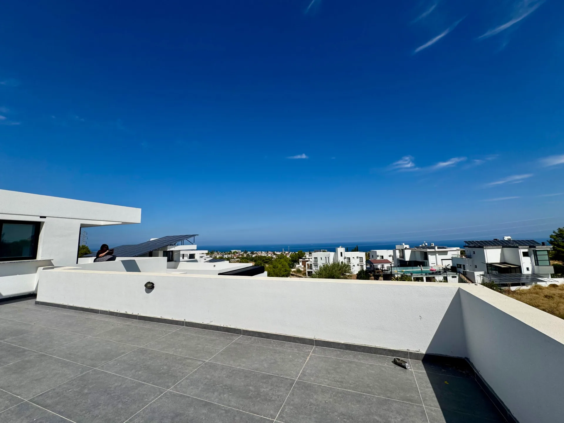 Çatalköy’de Sonsuzluk Havuzlu, Panoramik Manzaralı Sıfır 4+1 Kiralık Villa — 32