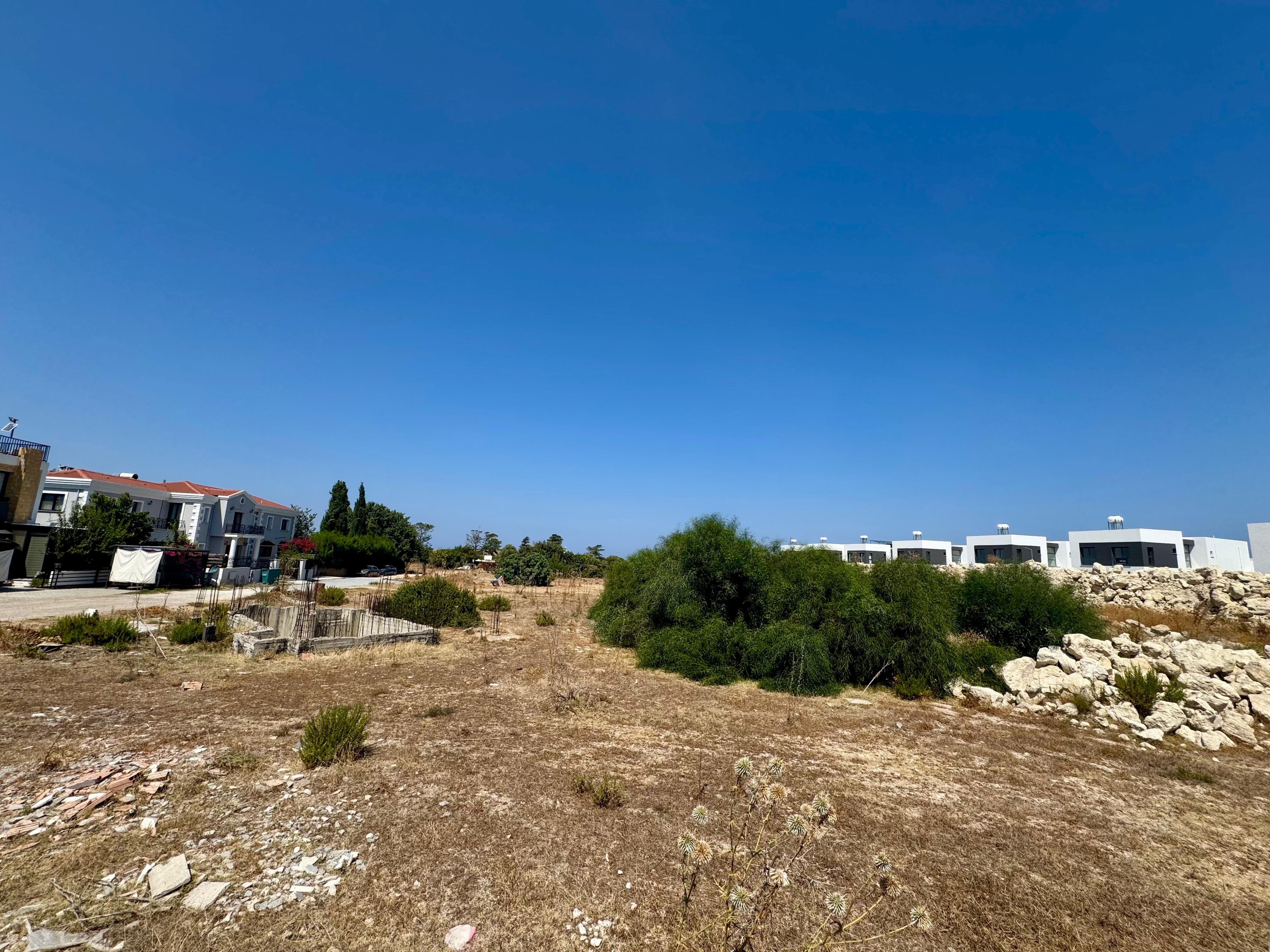 Ozanköy–Çatalköy Sınırında Yatırımlık Arsa | Yaklaşık 7.700 m²