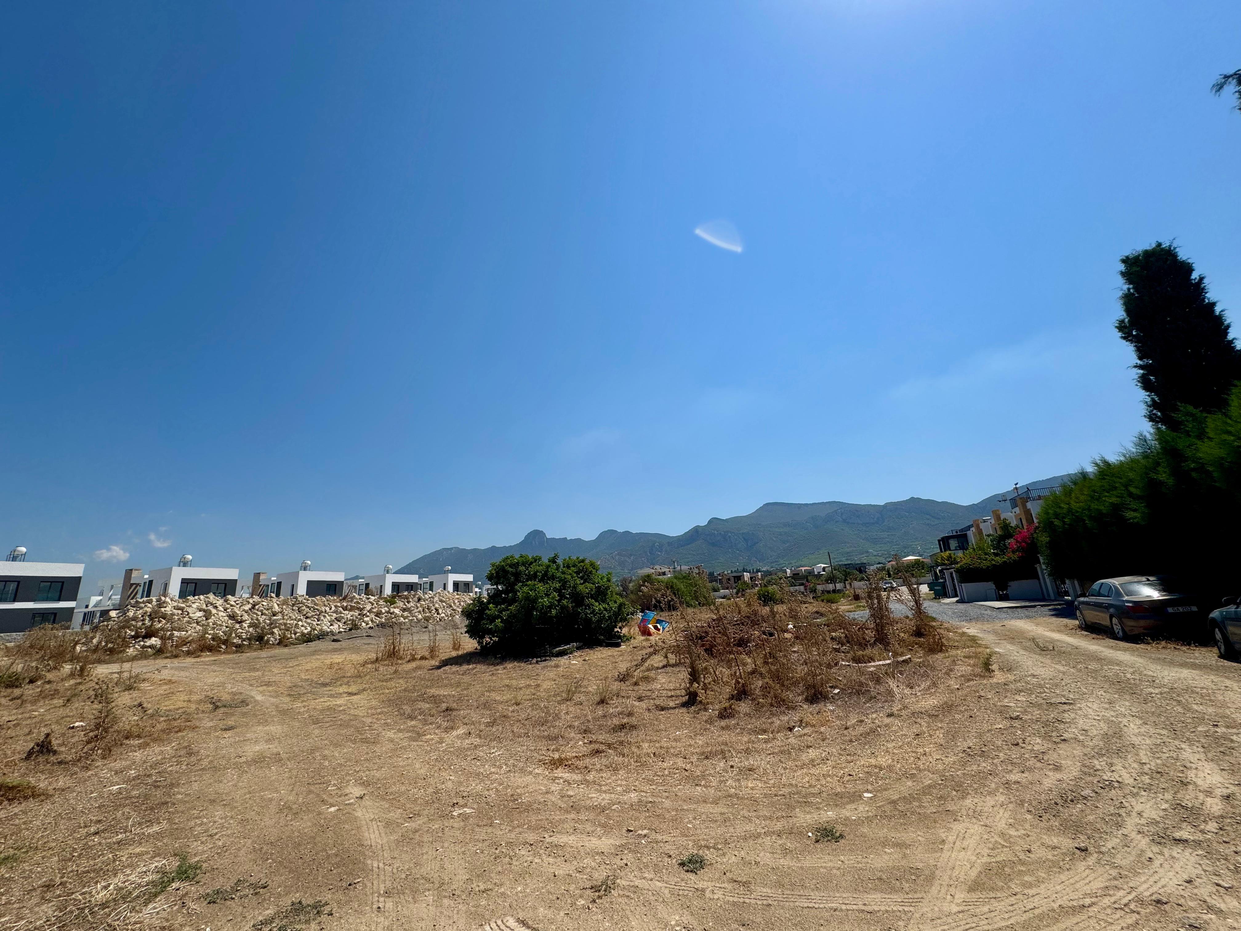 Ozanköy–Çatalköy Sınırında Yatırımlık Arsa | Yaklaşık 7.700 m² — 9