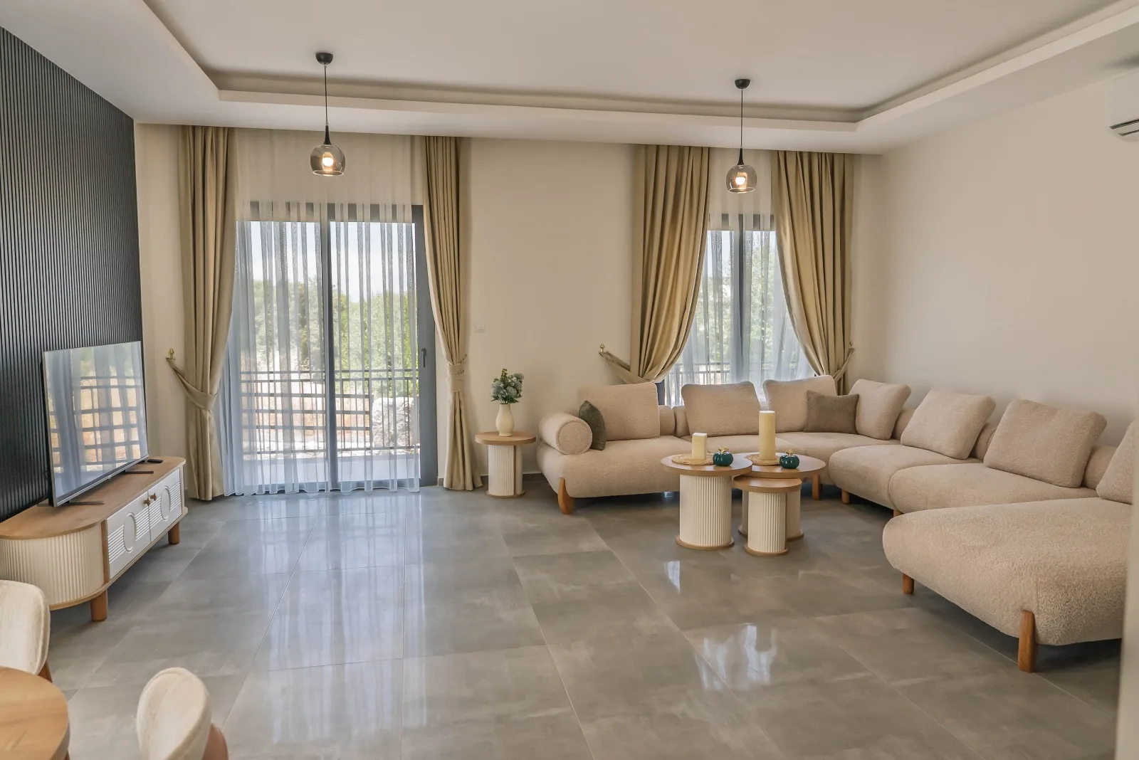 Çatalköy’de Zemin Kat 3+1 Bahçeli Daireler — 3 Adet, £245.000’den — Chapter One Realty