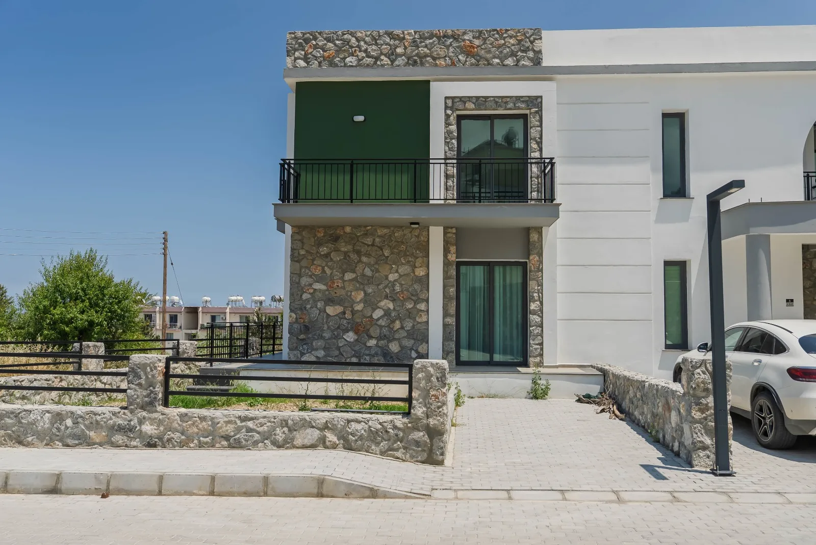 Çatalköy’de Zemin Kat 3+1 Bahçeli Daireler — 3 Adet, £245.000’den — 3