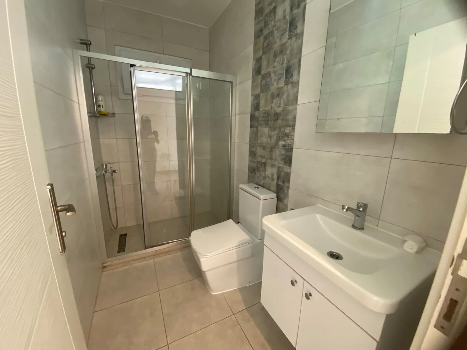 Furnished 2-Bedroom Apartment near Öğretmenler Evi, Central Kyrenia — £800/month — 7