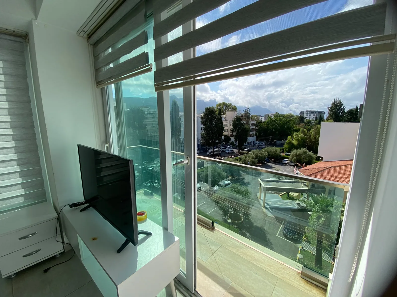 Furnished 2-Bedroom Apartment near Öğretmenler Evi, Central Kyrenia — £800/month — 18