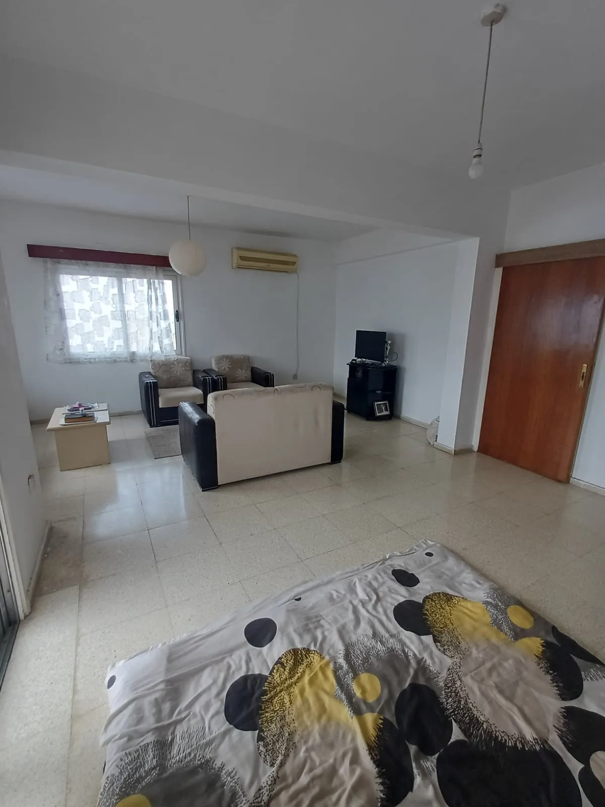 Möblierte Erdgeschosswohnung mit 3 Schlafzimmern in Hamitköy — £600/Monat