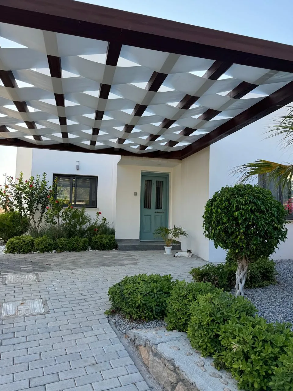 Furnished 3-Bedroom Villa with Private Pool in Alagadi — £2,000/month