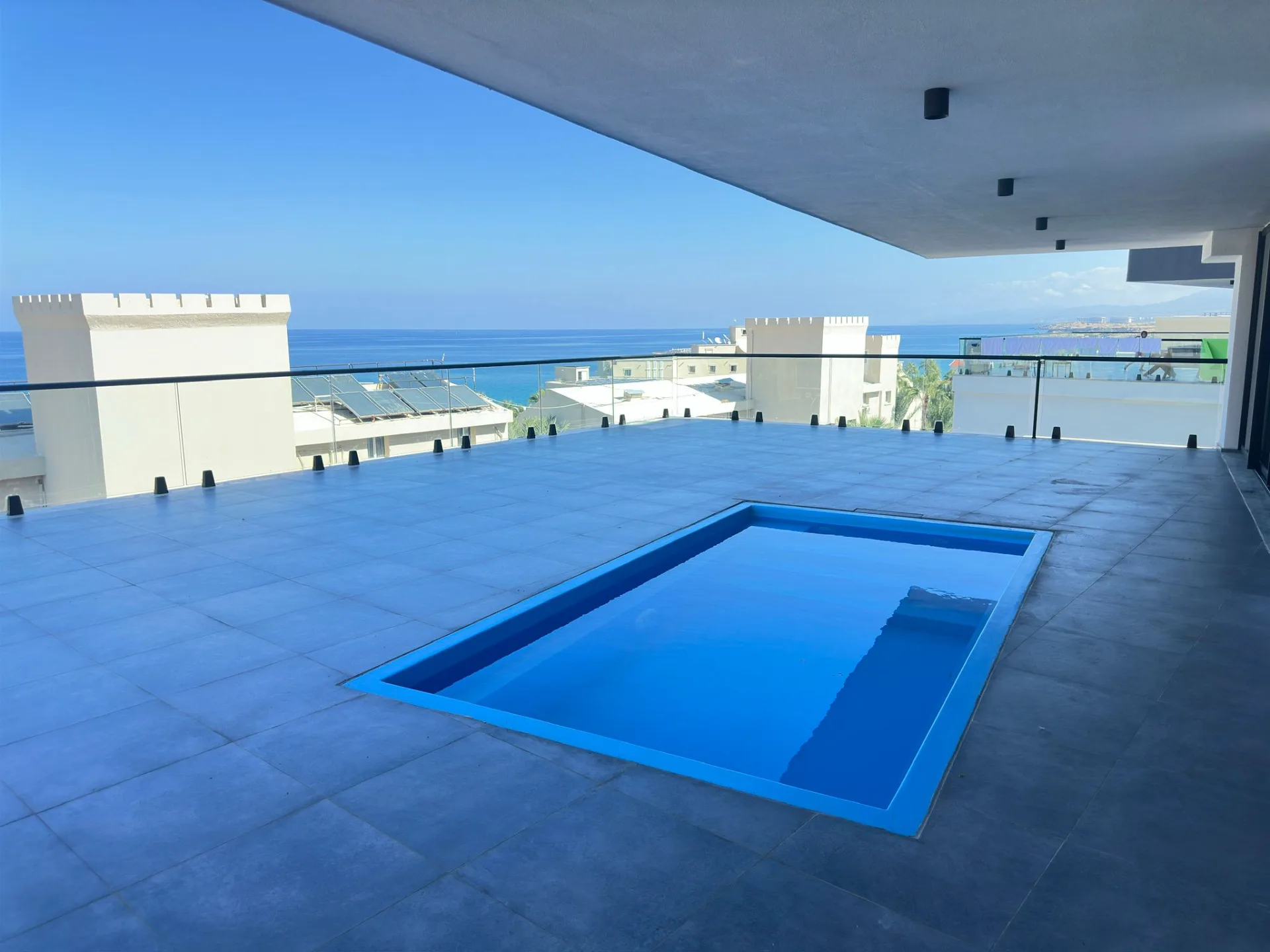 Karakum, Girne’de 4+1 Daire