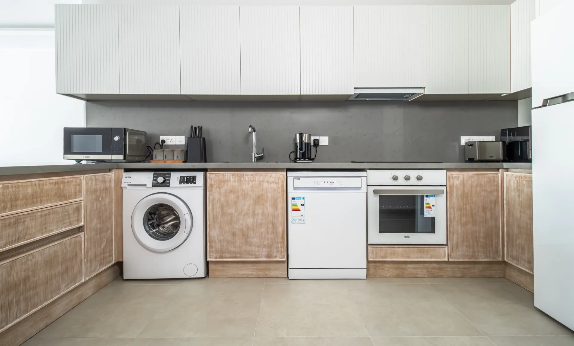 Möblierte Gartenwohnung mit 2 Schlafzimmern in Esentepe — £1.100/Monat