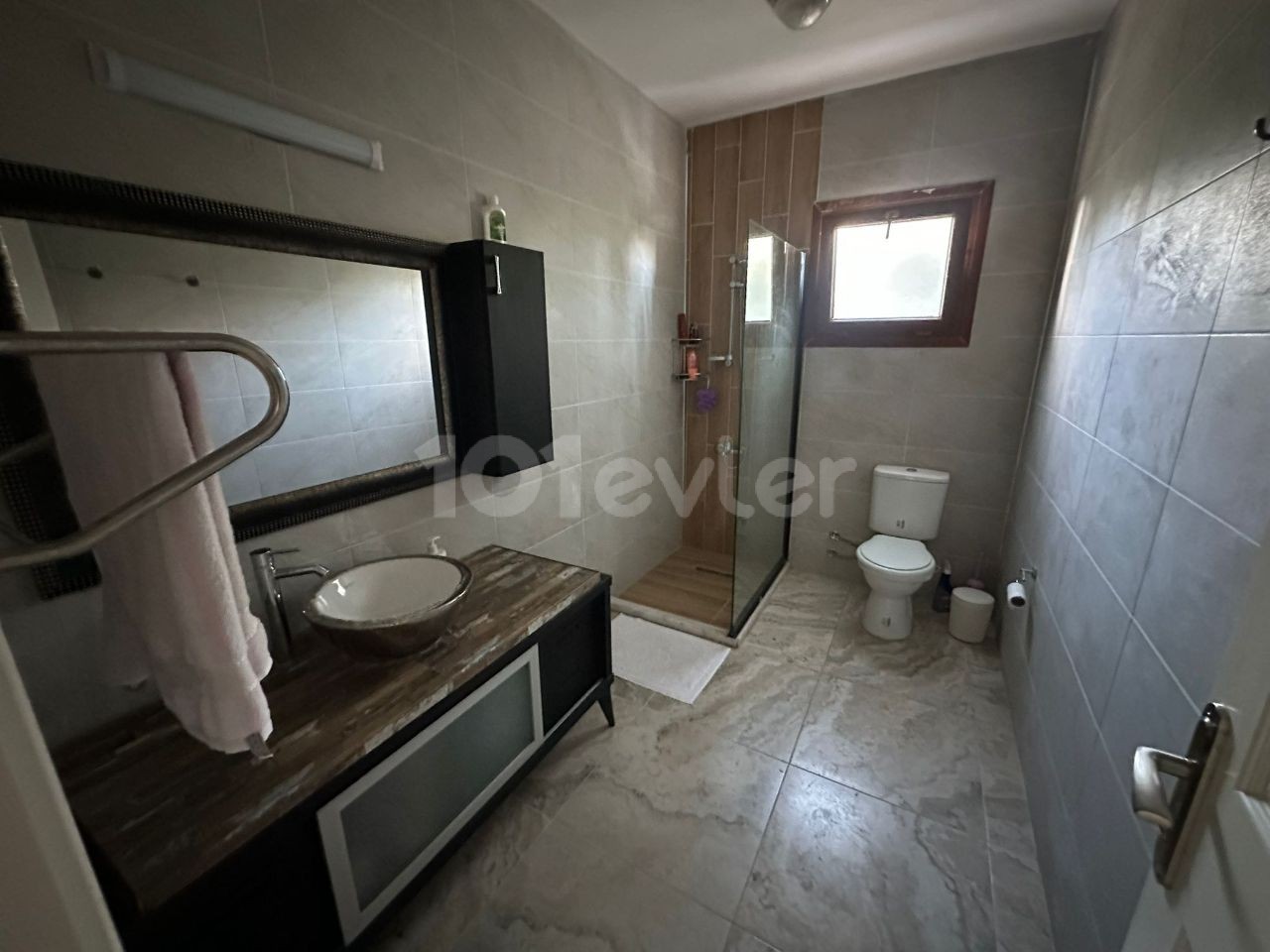 Möblierte Villa mit 3 Schlafzimmern in Esentepe — £1.000/Monat