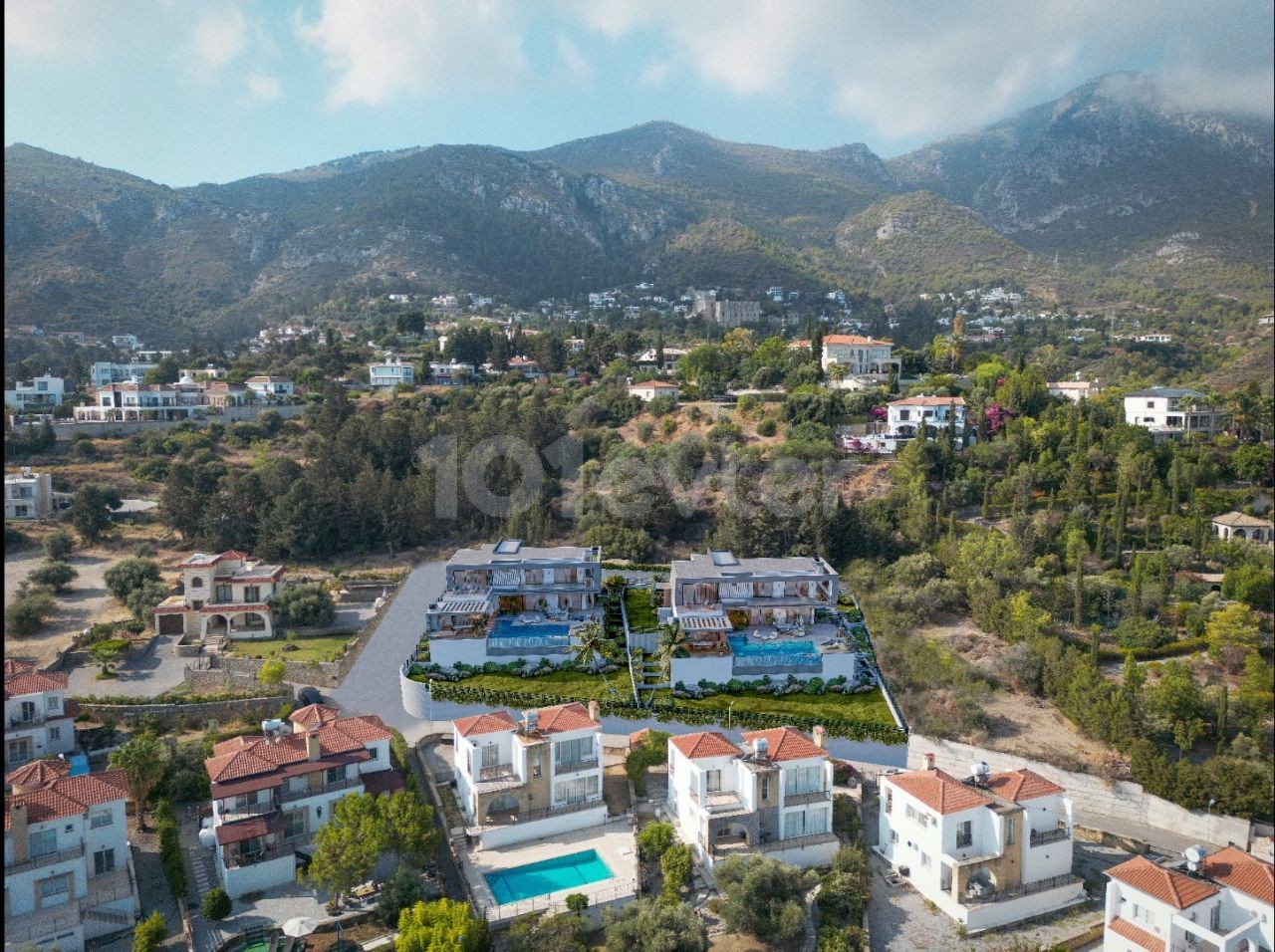 Luxusvilla mit 4 Schlafzimmern und türkischem Eigentumstitel in Bellapais — £1,250,000 | C1-0129