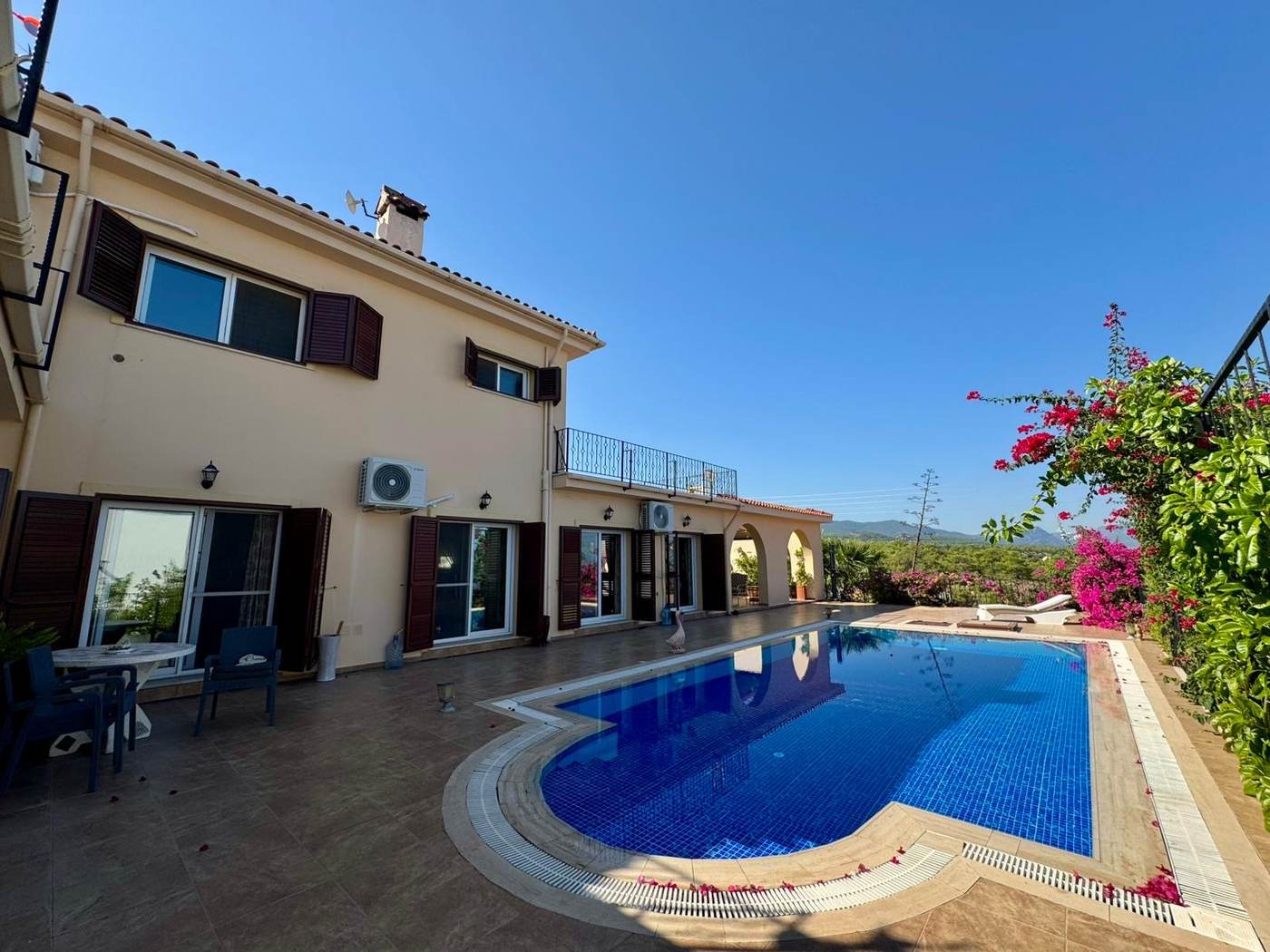 4-Schlafzimmer-Villa in Esentepe