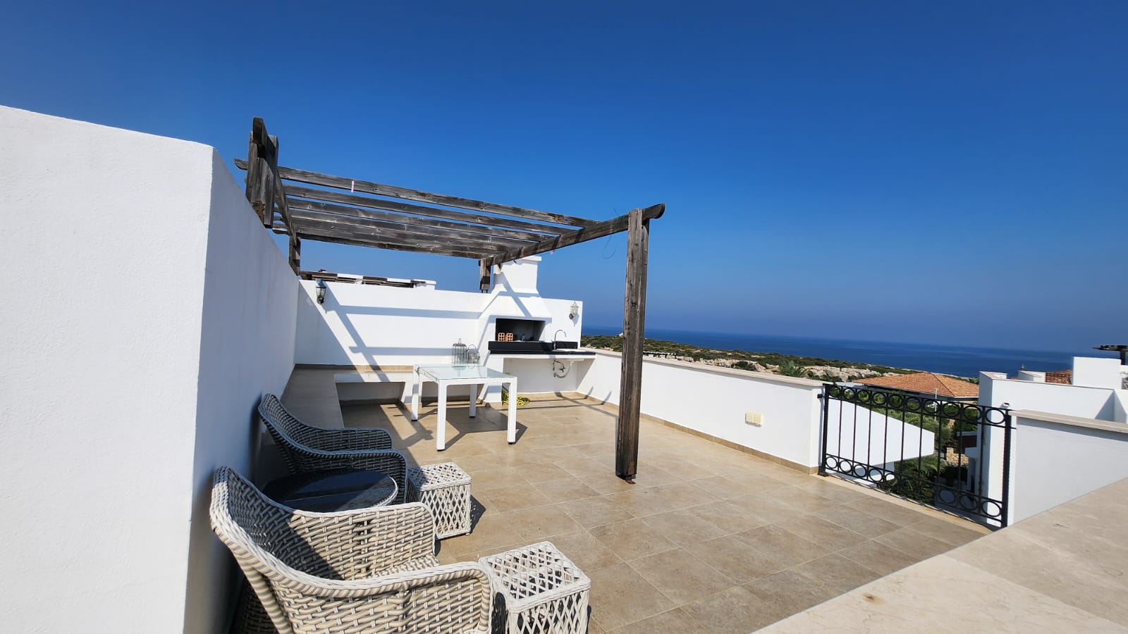 Esentepe’de 3 Yatak Odalı Penthouse — Chapter One Realty