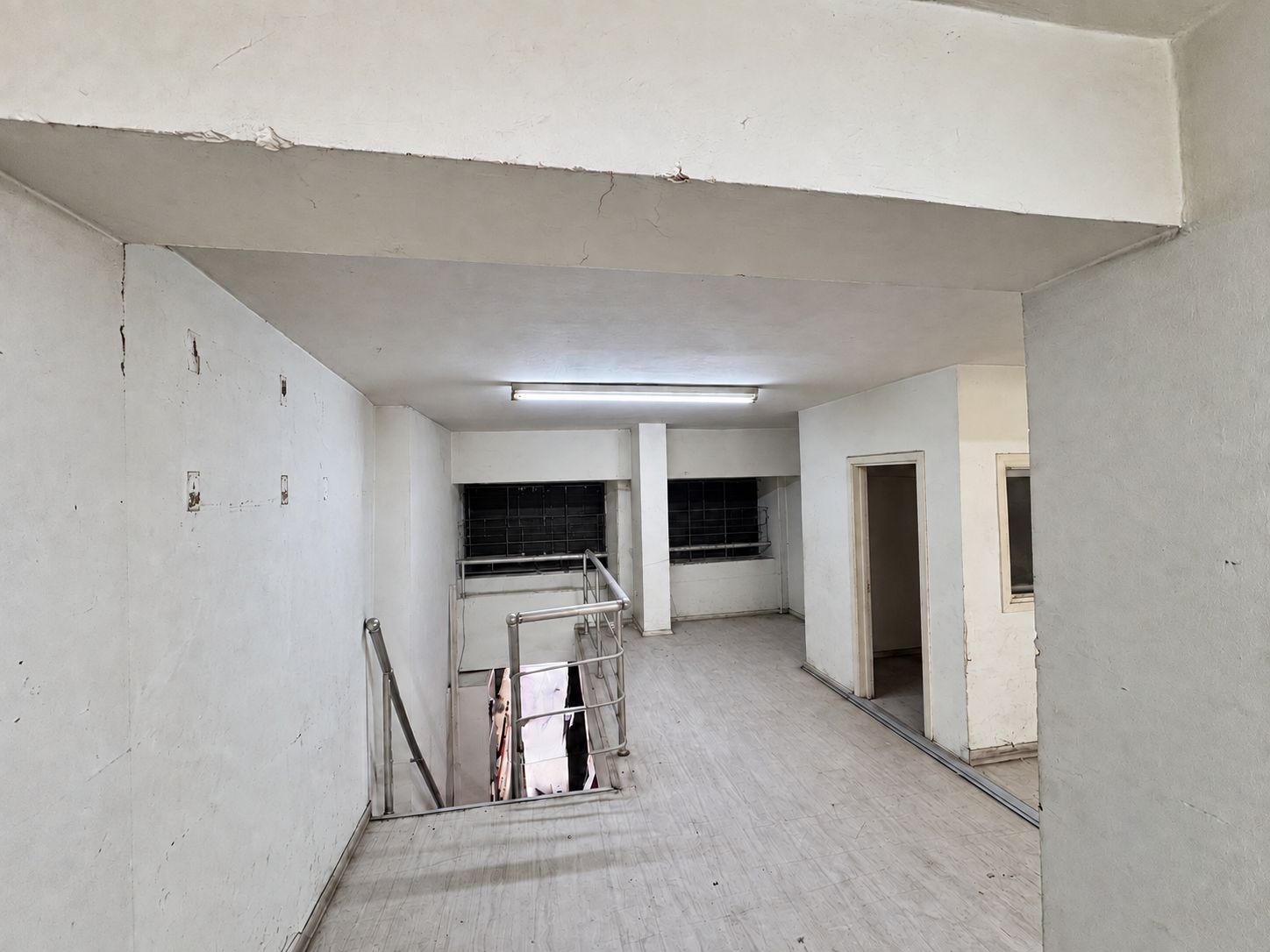 Stüdyo Ticari Gayrimenkul · Girne Center — 6