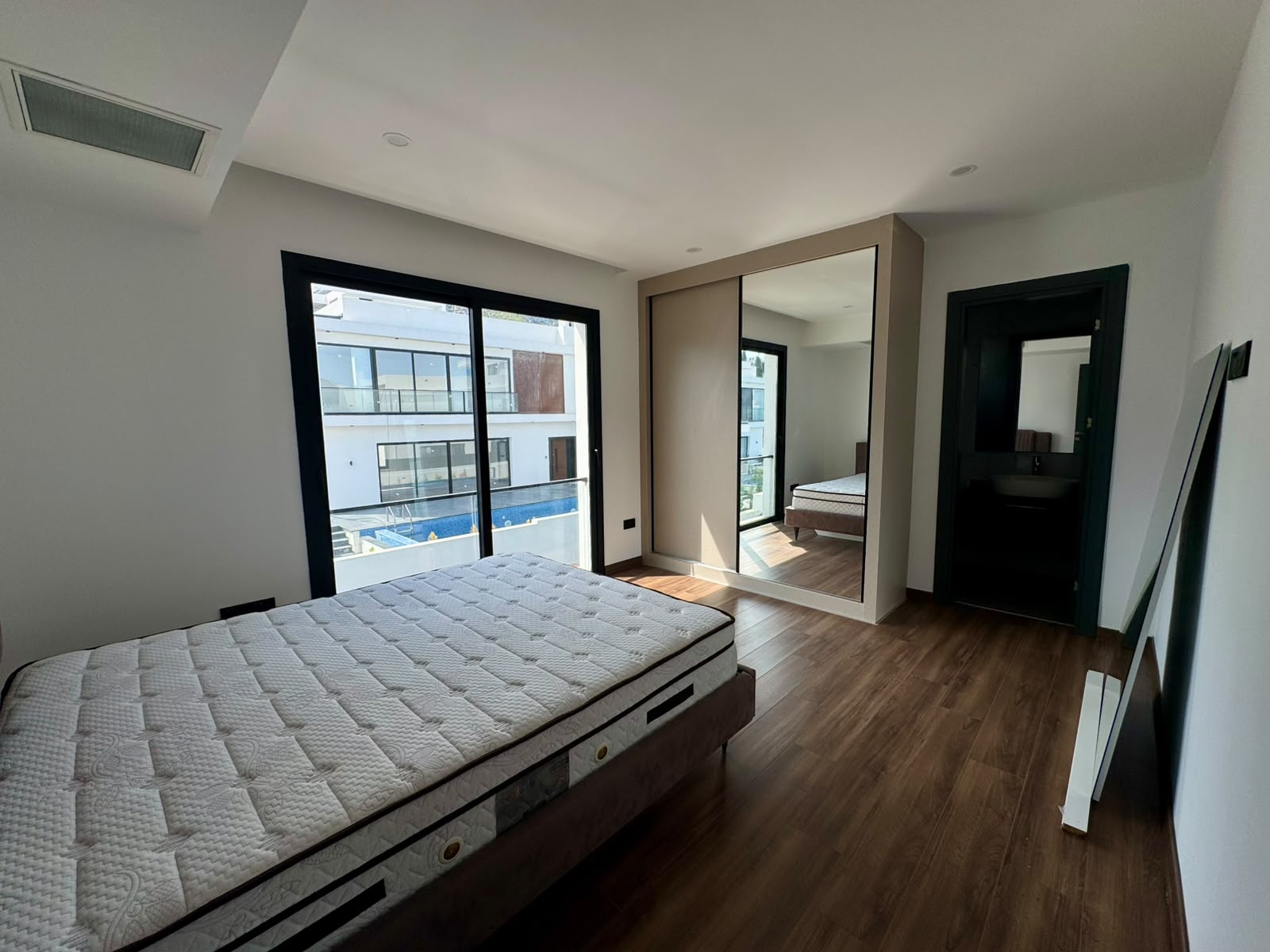 4-Schlafzimmer-Villa in Çatalköy — 17